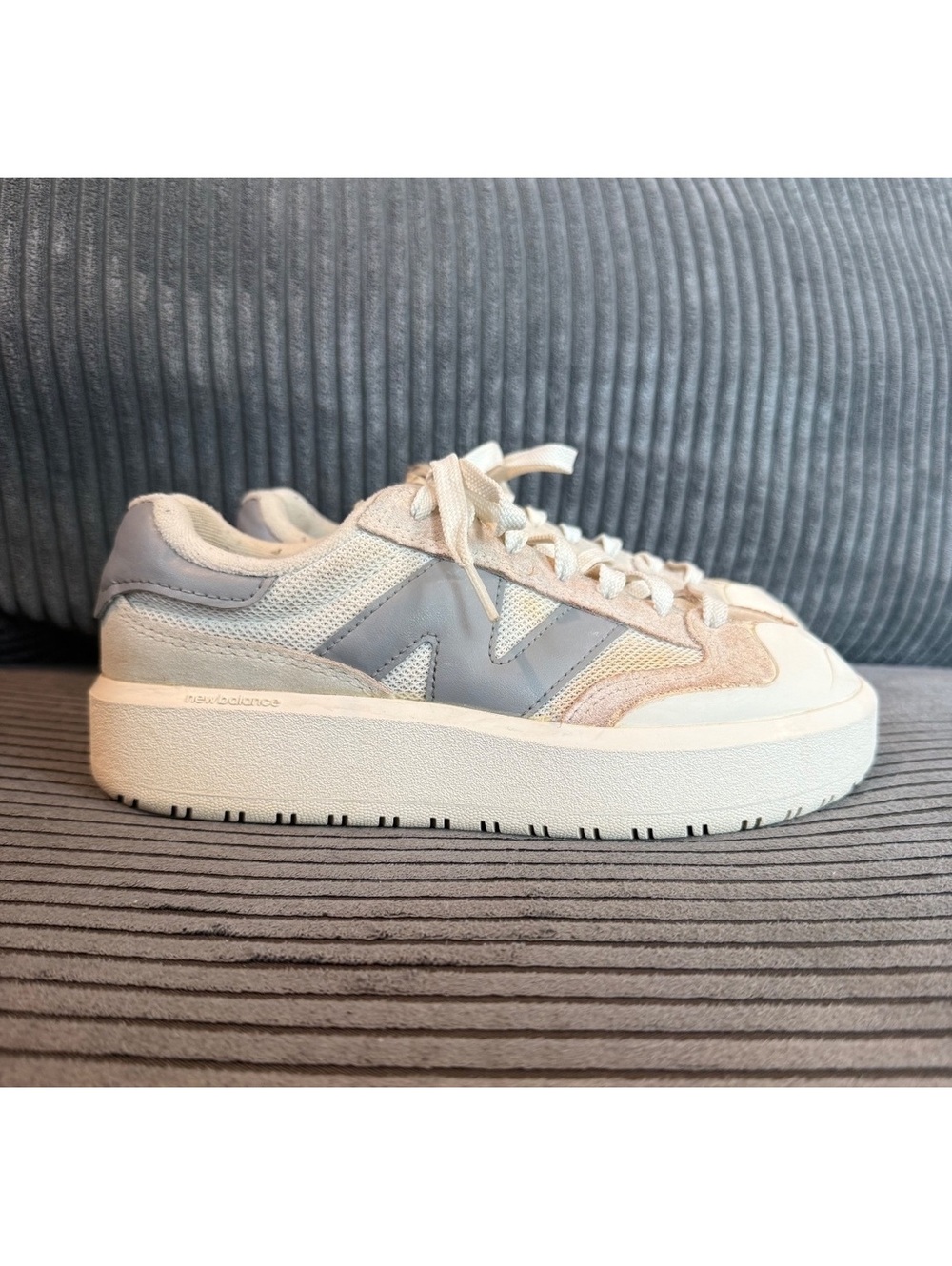 New Balance CT302RS Women’s 6.5 White Gray Suede Sneakers Casual Shoes
